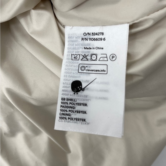 Monki Quilted Vest with Collar in Cream - Size Small - Picture 13 of 16